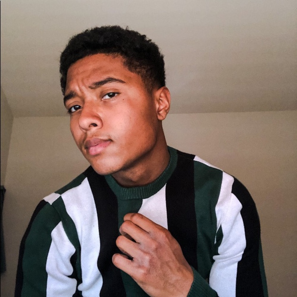 Meet your Posher, Johnathan